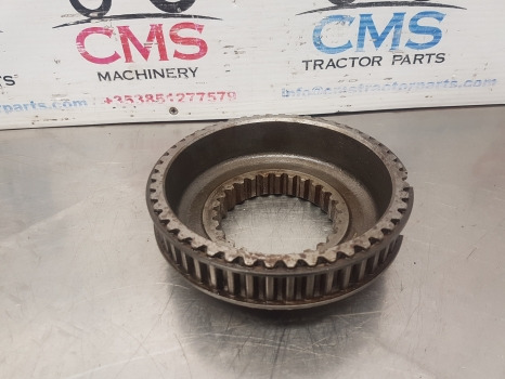 John Deere 3350, 3140, 3141, 3641, 3340, 3351, 2650 Brake Hub L29004 - Zavorni deli za Kmetijski stroj: slika 1 John Deere 3350, 3140, 3141, 3641, 3340, 3351, 2650 Brake Hub L29004 - Zavorni deli za Kmetijski stroj: slika 1