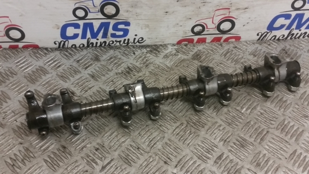 John Deere 6010, 6100, 6110 Engine Rocker Arm Shaft Assembly Re519736, R123513 - Motor in deli za Traktor: slika 1 John Deere 6010, 6100, 6110 Engine Rocker Arm Shaft Assembly Re519736, R123513 - Motor in deli za Traktor: slika 1