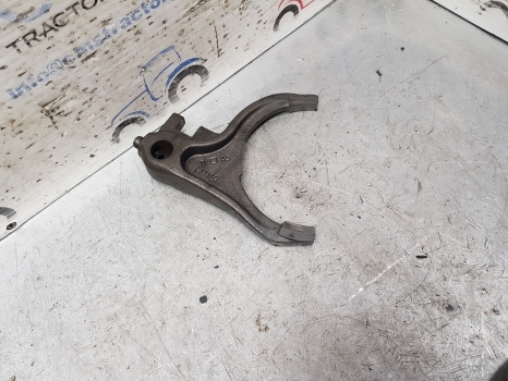 John Deere 6100, 6200, 6300, 6400, 6600, 6506 Transmission Fork L77169 - Transmission za Traktor: slika 3 John Deere 6100, 6200, 6300, 6400, 6600, 6506 Transmission Fork L77169 - Transmission za Traktor: slika 3