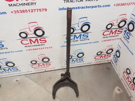 John Deere 6400, 6200, 6300, 6400, 6500, 6600, 6506 Shift Fork L76183 - Transmission: slika 4 John Deere 6400, 6200, 6300, 6400, 6500, 6600, 6506 Shift Fork L76183 - Transmission: slika 4