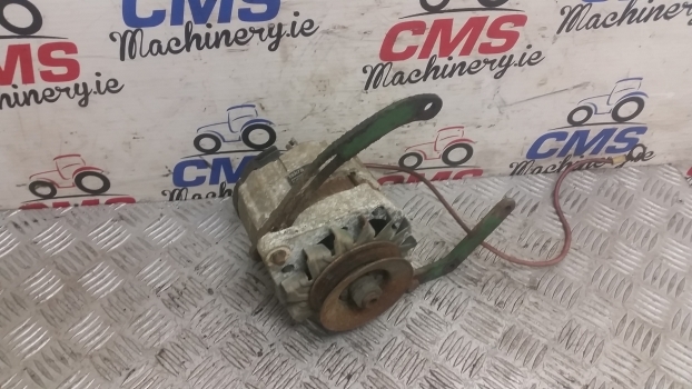John Deere Case Alternator Iskra 12v65a Aak3330, 11201595, A187873, Re509106 - Alternator za Traktor: slika 1 John Deere Case Alternator Iskra 12v65a Aak3330, 11201595, A187873, Re509106 - Alternator za Traktor: slika 1