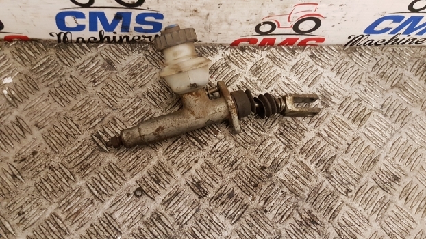 Landini Mythos Tdi 115 Clutch Master Cylinder 3558552m91 - Cilinder sklopke za Traktor: slika 2 Landini Mythos Tdi 115 Clutch Master Cylinder 3558552m91 - Cilinder sklopke za Traktor: slika 2
