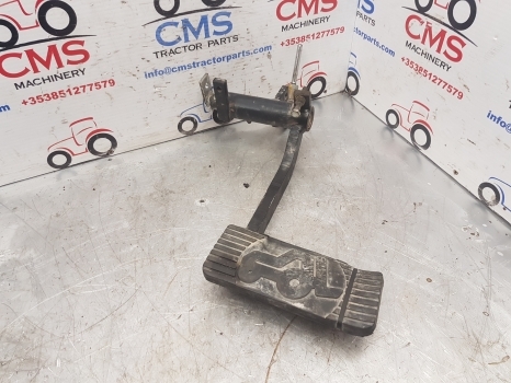 Manitou Mrt 2540 M Series Cab Brake Pedal 527321 - Pedal za Teleskopski viličar: slika 1 Manitou Mrt 2540 M Series Cab Brake Pedal 527321 - Pedal za Teleskopski viličar: slika 1