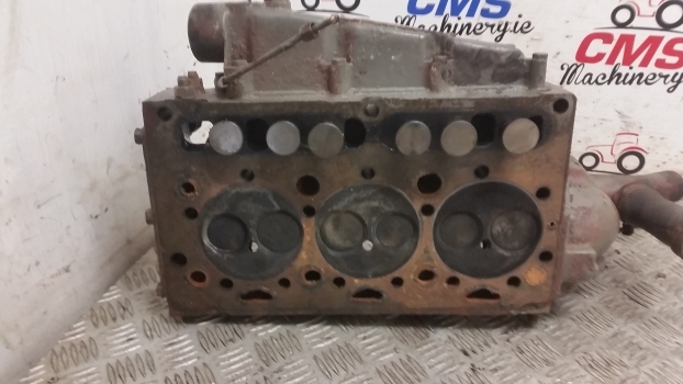 Massey Ferguson 133, 135, 140, 145, 148, 150, Ad3.152 Cylinder Head Assy 86550 - Glava motorja za Traktor: slika 2 Massey Ferguson 133, 135, 140, 145, 148, 150, Ad3.152 Cylinder Head Assy 86550 - Glava motorja za Traktor: slika 2