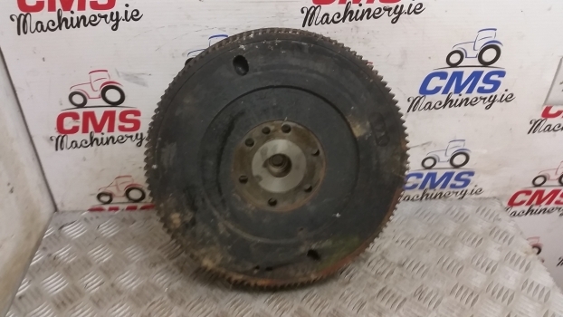 Massey Ferguson 135 Engine Flywheel Assembly 11 Inches Clutch Disc - Vztrajnik za Traktor: slika 1 Massey Ferguson 135 Engine Flywheel Assembly 11 Inches Clutch Disc - Vztrajnik za Traktor: slika 1