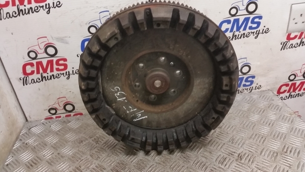 Massey Ferguson 135 Engine Flywheel Assembly 11 Inches Clutch Disc - Vztrajnik za Traktor: slika 3 Massey Ferguson 135 Engine Flywheel Assembly 11 Inches Clutch Disc - Vztrajnik za Traktor: slika 3