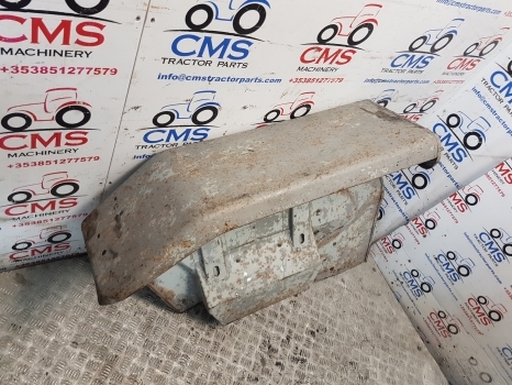 Massey Ferguson 135 Mudguard Rhs 1884878m91 - Blatnik za Kmetijski stroj: slika 3 Massey Ferguson 135 Mudguard Rhs 1884878m91 - Blatnik za Kmetijski stroj: slika 3