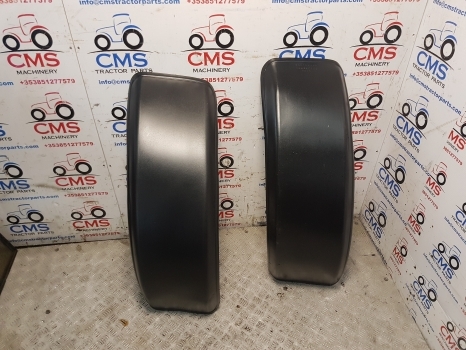 Massey Ferguson 2wd Series Front Axle Mudguard Flap 320mm Pair S.31515 - Blatnik za Kmetijski stroj: slika 1 Massey Ferguson 2wd Series Front Axle Mudguard Flap 320mm Pair S.31515 - Blatnik za Kmetijski stroj: slika 1
