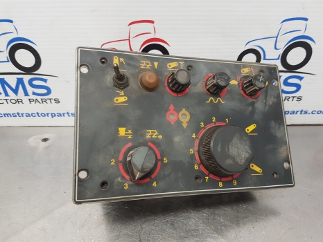 Massey Ferguson 3000, 3100, 6300, 3050, 3070 Electronic Lift Console 3617403m93 - ECU: slika 2 Massey Ferguson 3000, 3100, 6300, 3050, 3070 Electronic Lift Console 3617403m93 - ECU: slika 2
