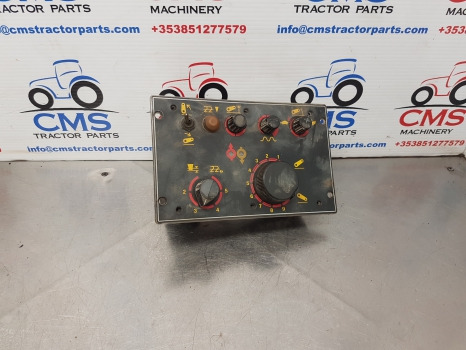Massey Ferguson 3000, 3100, 6300, 3050, 3070 Electronic Lift Console 3617403m93 - ECU: slika 1 Massey Ferguson 3000, 3100, 6300, 3050, 3070 Electronic Lift Console 3617403m93 - ECU: slika 1