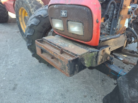 Massey Ferguson 4355, 4325, 4335, 4345, 4360, 4370, 4265 Front Weight Carrier - Protiutež: slika 2 Massey Ferguson 4355, 4325, 4335, 4345, 4360, 4370, 4265 Front Weight Carrier - Protiutež: slika 2