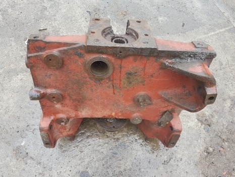 Massey Ferguson 50b, 100, 200, 300, 500 Series Front Axle Casting 1684290m1 - Pesto za Bager nakladalec: slika 5 Massey Ferguson 50b, 100, 200, 300, 500 Series Front Axle Casting 1684290m1 - Pesto za Bager nakladalec: slika 5