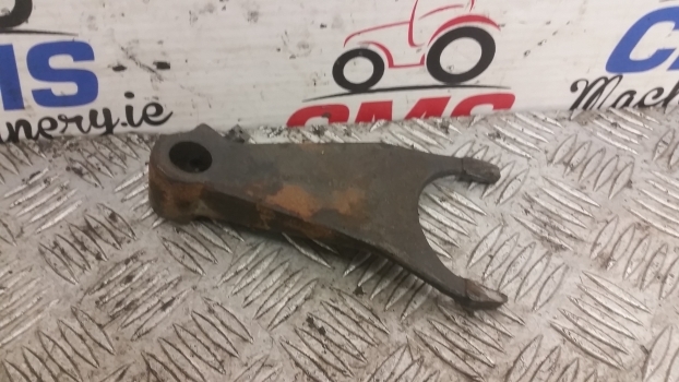 Massey Ferguson 50b Transmission Selector Fork 897065m1 - Transmission za Bager nakladalec: slika 3 Massey Ferguson 50b Transmission Selector Fork 897065m1 - Transmission za Bager nakladalec: slika 3