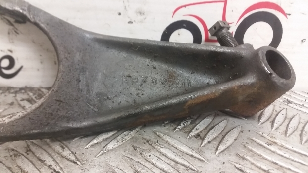 Massey Ferguson 50b Transmission Selector Fork 897065m1 - Transmission za Bager nakladalec: slika 2 Massey Ferguson 50b Transmission Selector Fork 897065m1 - Transmission za Bager nakladalec: slika 2