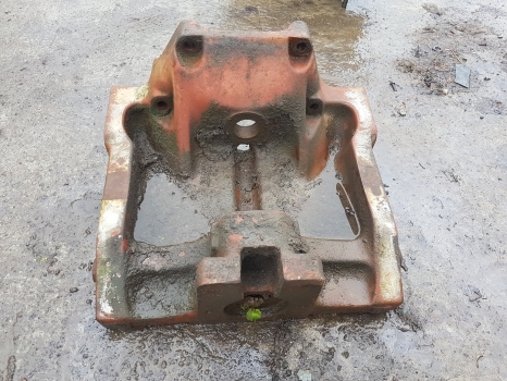 Massey Ferguson 50h, 50hx, Front Axle Casting 3510463m1 - Sprednja os za Bager nakladalec: slika 2 Massey Ferguson 50h, 50hx, Front Axle Casting 3510463m1 - Sprednja os za Bager nakladalec: slika 2