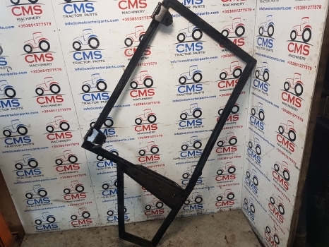 Massey Ferguson 50hx, 60hx Cab Door Frame Rhs 50hxdoor - Vrata in deli za Bager nakladalec: slika 1 Massey Ferguson 50hx, 60hx Cab Door Frame Rhs 50hxdoor - Vrata in deli za Bager nakladalec: slika 1