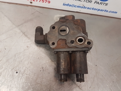 Massey Ferguson 5455 Hydraulic Pressure Valve Body 3794879m3 - Hidravlični ventil za Traktor: slika 3 Massey Ferguson 5455 Hydraulic Pressure Valve Body 3794879m3 - Hidravlični ventil za Traktor: slika 3