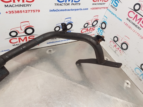 Massey Ferguson 5612, 5400, 5600, 6400, Rear Mudguard Support Lhs 3787105m2 - Blatnik: slika 4 Massey Ferguson 5612, 5400, 5600, 6400, Rear Mudguard Support Lhs 3787105m2 - Blatnik: slika 4