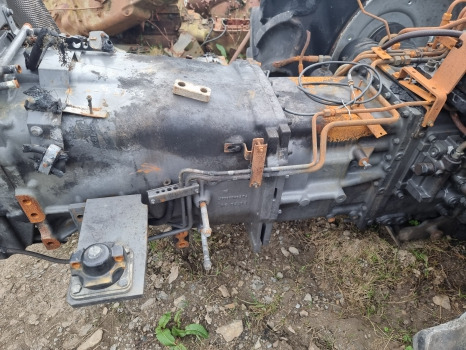 Massey Ferguson 5713 S/ Sl Front, Rear Axle, Engine, Transmission, Hydraulic, Lift, Pto Parts - Motor in deli: slika 4 Massey Ferguson 5713 S/ Sl Front, Rear Axle, Engine, Transmission, Hydraulic, Lift, Pto Parts - Motor in deli: slika 4