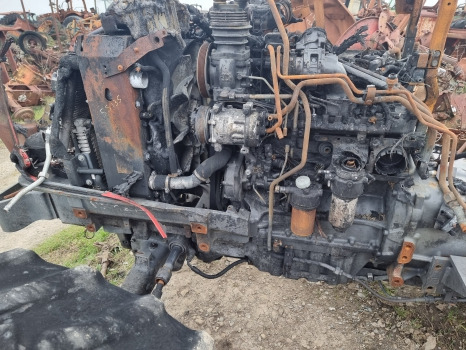 Massey Ferguson 5713 S/ Sl Front, Rear Axle, Engine, Transmission, Hydraulic, Lift, Pto Parts - Motor in deli: slika 2 Massey Ferguson 5713 S/ Sl Front, Rear Axle, Engine, Transmission, Hydraulic, Lift, Pto Parts - Motor in deli: slika 2