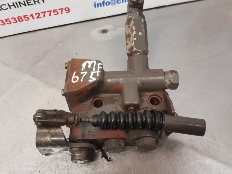 Massey Ferguson 675, 399, 372n, 375, 4225, 4255 Hydraulic Valve Assy 1679099m95 - Hidravlični ventil za Traktor: slika 5 Massey Ferguson 675, 399, 372n, 375, 4225, 4255 Hydraulic Valve Assy 1679099m95 - Hidravlični ventil za Traktor: slika 5