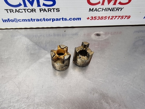 Massey Ferguson 698t, 675, 690, 1004, Steering Coupling 1680354m2 - Krmarjenje: slika 3 Massey Ferguson 698t, 675, 690, 1004, Steering Coupling 1680354m2 - Krmarjenje: slika 3