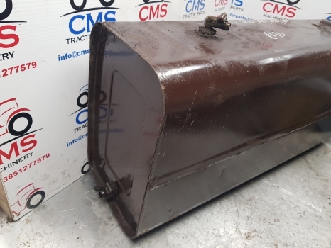 Massey Ferguson 698t, 690, 698, 699, 1004 Fuel Tank 1684958m91 - Rezervoar za gorivo za Traktor: slika 2 Massey Ferguson 698t, 690, 698, 699, 1004 Fuel Tank 1684958m91 - Rezervoar za gorivo za Traktor: slika 2