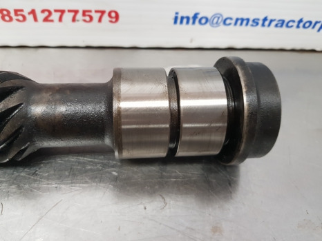 Massey Ferguson 699, 399, Perkins 6354 Engine Auxiliary Shaft 31173423 - Motor in deli: slika 5 Massey Ferguson 699, 399, Perkins 6354 Engine Auxiliary Shaft 31173423 - Motor in deli: slika 5