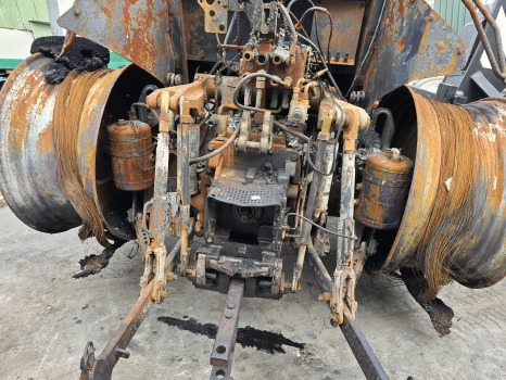 Mccormick Xtx 165 Tier 3 Front, Rear Axle, Engine, Transmission, Pto, Lift Parts - Motor in deli: slika 2 Mccormick Xtx 165 Tier 3 Front, Rear Axle, Engine, Transmission, Pto, Lift Parts - Motor in deli: slika 2