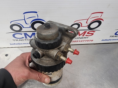 New Holland 60, M, Tm Series Fuel Filter Assy 87802168 - Filter za gorivo: slika 4 New Holland 60, M, Tm Series Fuel Filter Assy 87802168 - Filter za gorivo: slika 4
