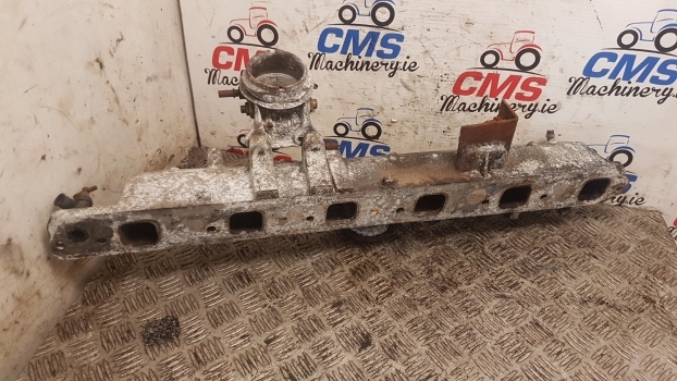 New Holland Case Tm, Mxm, Tm130, Tm120 Engine Intake Manifold 87803273, 87802766 - Sesalni kolektor za Traktor: slika 2 New Holland Case Tm, Mxm, Tm130, Tm120 Engine Intake Manifold 87803273, 87802766 - Sesalni kolektor za Traktor: slika 2