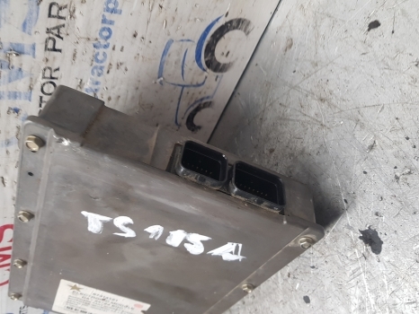 New Holland Case Tsa, Mxu Series Tranmission Control Edc Ecu 87314121, 51562982 - ECU za Traktor: slika 4 New Holland Case Tsa, Mxu Series Tranmission Control Edc Ecu 87314121, 51562982 - ECU za Traktor: slika 4