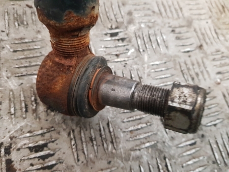 New Holland Case Tsa, Mxu Ts115a Delta Front Axle Steering Track Rod 5196358 - Vezni drog za Traktor: slika 3 New Holland Case Tsa, Mxu Ts115a Delta Front Axle Steering Track Rod 5196358 - Vezni drog za Traktor: slika 3
