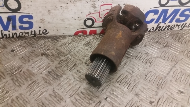 New Holland T5.100, T5.110, T5.120 4wd Propeller Shaft 47643626 - Kardanska gred za Traktor: slika 3 New Holland T5.100, T5.110, T5.120 4wd Propeller Shaft 47643626 - Kardanska gred za Traktor: slika 3