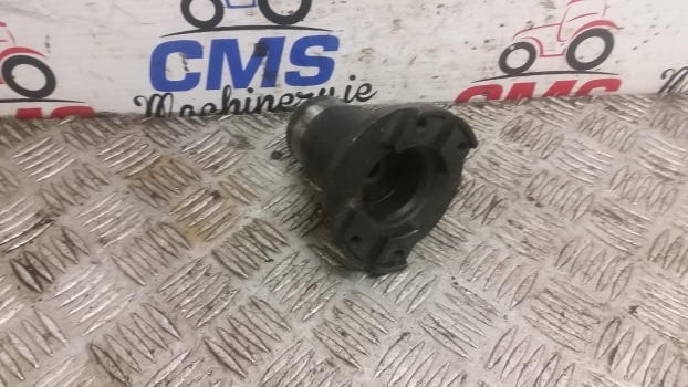 New Holland T5.100, T5.110, T5.120 4wd Propeller Shaft Hub 47669813 - Kardanska gred za Traktor: slika 2 New Holland T5.100, T5.110, T5.120 4wd Propeller Shaft Hub 47669813 - Kardanska gred za Traktor: slika 2