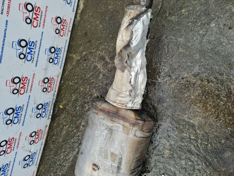 New Holland T5.100, T5.110, T5.120 Muffler, Catalytic Silencer And Pipe 47737254 - Izpušni sistem: slika 4 New Holland T5.100, T5.110, T5.120 Muffler, Catalytic Silencer And Pipe 47737254 - Izpušni sistem: slika 4