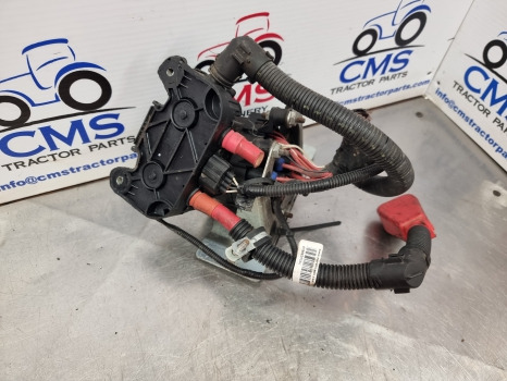 Kabli/ Žični kabel New Holland T5.120, T5 Series, Battery Wiring With Fuse Box 47866255, 87716664: slika 6
