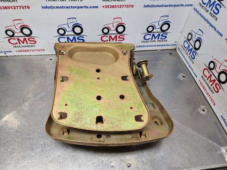 New Holland T6, T7, Tsa, T6000 Ser, Passenger Seat Frame 84250410 - Sedež: slika 3 New Holland T6, T7, Tsa, T6000 Ser, Passenger Seat Frame 84250410 - Sedež: slika 3