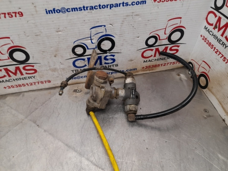 New Holland T7030 Air Trailer Brake Valve, Check Valve 82033387, 9735000000, - Zavorni ventil za Kmetijski stroj: slika 1 New Holland T7030 Air Trailer Brake Valve, Check Valve 82033387, 9735000000, - Zavorni ventil za Kmetijski stroj: slika 1