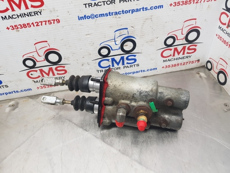 New Holland T7040, T7.260 Brake Master Cylinder 87315873, 87754484, 47777898 - Zavorni cilinder za Kmetijski stroj: slika 1 New Holland T7040, T7.260 Brake Master Cylinder 87315873, 87754484, 47777898 - Zavorni cilinder za Kmetijski stroj: slika 1