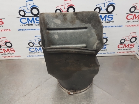 New Holland Tm 190, Tm175, Case Mxm 175, 190 Air Duct 82033234, 82025901 - Sistem za dovod zraka za Traktor: slika 1 New Holland Tm 190, Tm175, Case Mxm 175, 190 Air Duct 82033234, 82025901 - Sistem za dovod zraka za Traktor: slika 1