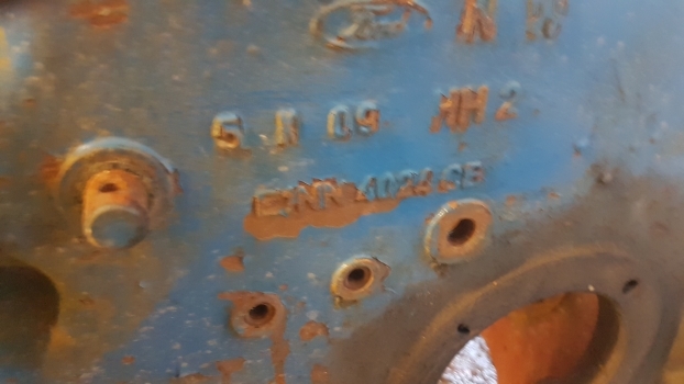 Transmission za Traktor Old Stock Old Stock Transmission Backend Housing E2nn4024ce: slika 9