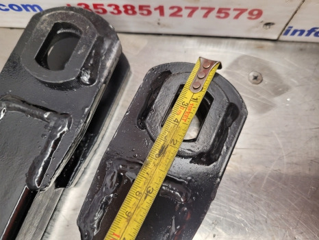 Ford New Holland 40, Ts Series 8240, 8340, Ts115, Ts110 Lift Rod Pair 82005033 - Rezervni deli za Traktor: slika 4 Ford New Holland 40, Ts Series 8240, 8340, Ts115, Ts110 Lift Rod Pair 82005033 - Rezervni deli za Traktor: slika 4