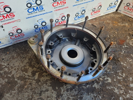 New Holland T7 Case Puma Cvt Rear Axle Intermediate Housing Rhs 84264261 - Rezervni deli za Traktor: slika 3 New Holland T7 Case Puma Cvt Rear Axle Intermediate Housing Rhs 84264261 - Rezervni deli za Traktor: slika 3