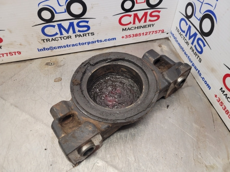 Valtra 6400, 6100, 6200, 6300 Front Axle Support Bracket Front V31791800, 102003 - Vzmetenje: slika 5 Valtra 6400, 6100, 6200, 6300 Front Axle Support Bracket Front V31791800, 102003 - Vzmetenje: slika 5