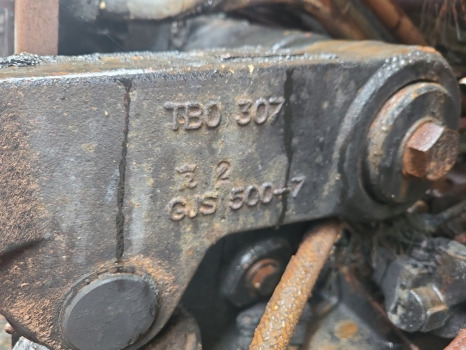 Valtra S230, S240, S260, S280 Crossshaft Arm Rhs Tbo 307, V34003800 - Vzmetenje: slika 2 Valtra S230, S240, S260, S280 Crossshaft Arm Rhs Tbo 307, V34003800 - Vzmetenje: slika 2
