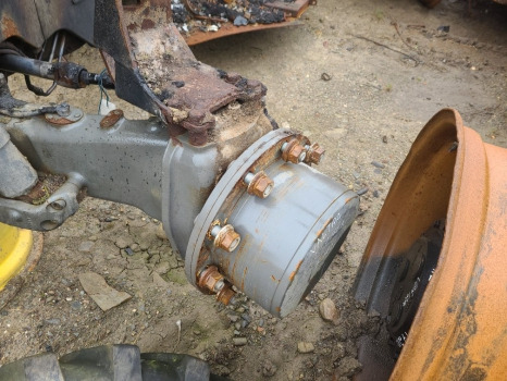 Valtra T174ea Front Axle Hub Lhs Assy Dana Spicer 740/560 755.06.116.01 - Sprednja os za Kmetijski stroj: slika 3 Valtra T174ea Front Axle Hub Lhs Assy Dana Spicer 740/560 755.06.116.01 - Sprednja os za Kmetijski stroj: slika 3