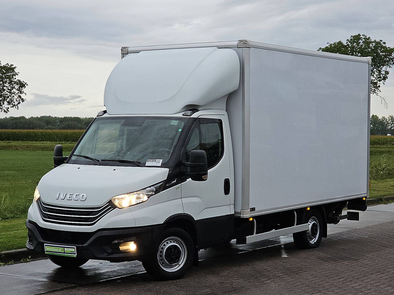 Iveco Daily 35S18 ac automaat EURO6 - Dostavno vozilo z zabojnikom: slika 2 Iveco Daily 35S18 ac automaat EURO6 - Dostavno vozilo z zabojnikom: slika 2