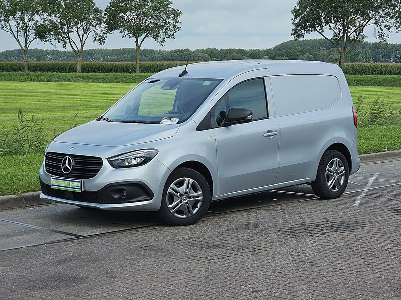 Mercedes-Benz Citan 110 CDI 3-Zits LED Automaat! - Dostavno vozilo z zabojnikom: slika 2 Mercedes-Benz Citan 110 CDI 3-Zits LED Automaat! - Dostavno vozilo z zabojnikom: slika 2
