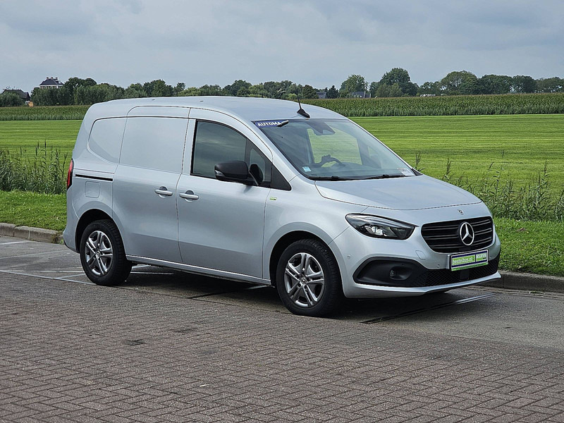 Mercedes-Benz Citan 110 CDI 3-Zits LED Automaat! - Dostavno vozilo z zabojnikom: slika 4 Mercedes-Benz Citan 110 CDI 3-Zits LED Automaat! - Dostavno vozilo z zabojnikom: slika 4